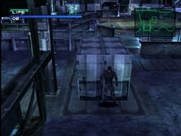 Metal Gear Solid PS1 - Snake w hangarze